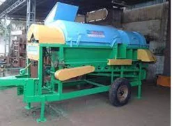 multicrop-groubd-nut-thresher-machine-250x250 (1)